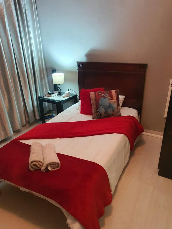 5 Bedroom Property for Sale in Parow North Western Cape